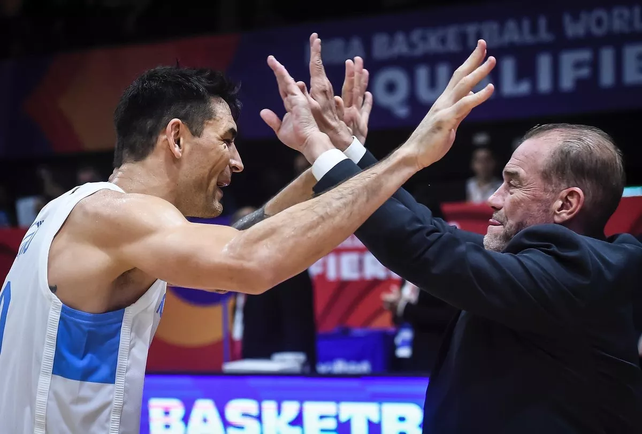 Néstor García dejó de ser el técnico del seleccionado argentino de básquetbol.