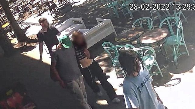 Analizan los videos previos a la violación grupal a la chica en Palermo