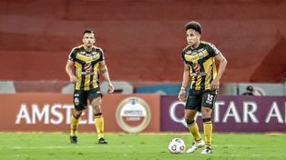 En Venezuela mencionan un interés de Colón por el volante Maurice Cova que juega en Deportivo Táchira.