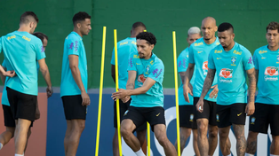 Marquinhos se entrenó diferenciado en el segundo entrenamiento de Brasil en Turín