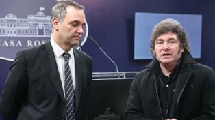 Show en el Congreso y encuestas al rojo: Milei y Adorni, en un tobogán sin fin