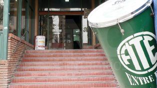 Echaron del Estado a enfermera delegada de ATE por once faltas injustificadas