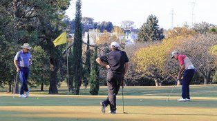Jornada de golf a beneficio en los links del CAE.