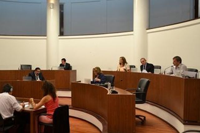 Continúa el proceso de relocalización de confiterías bailables en la Ruta 168