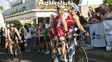 Un deportista ciego logró terminar por primera vez el triatlón más duro del mundo
