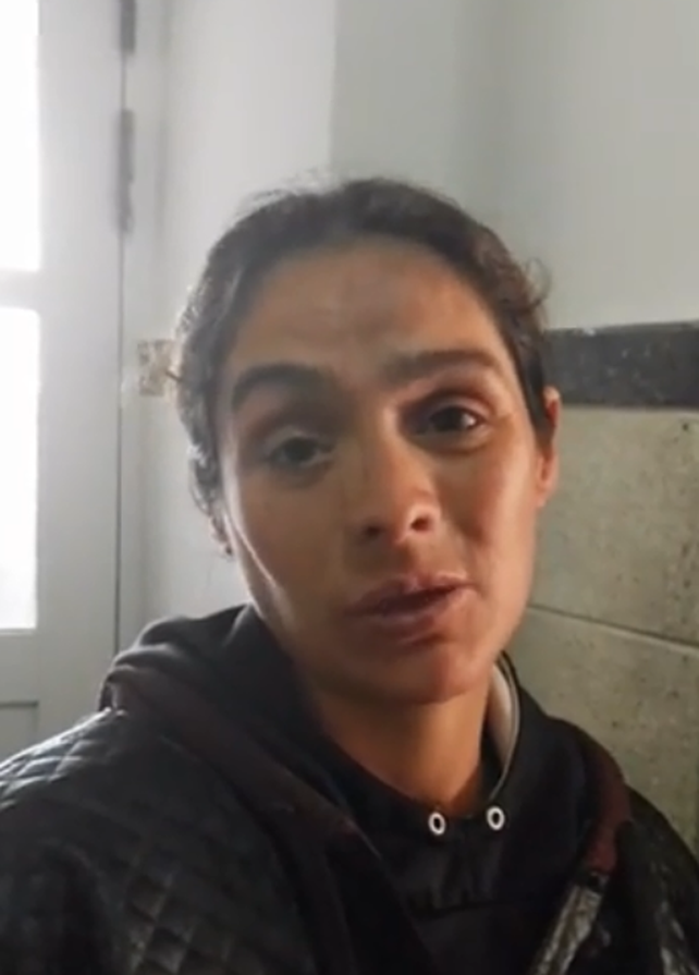 Espera. María de los Ángeles