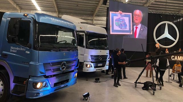 Mercedes-Benz sigue liderando el mercado con autoridad.