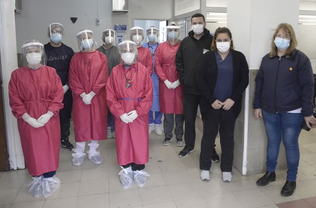 Parte del amplio equipo de salud que trabaja en la órbita del gobierno local.