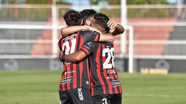 Patronato gana frente al globo en su despedida de primera.