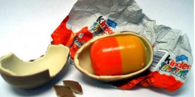 la empresa Ferrero decidió retirar todos los lotes de 14 productos Kinder.