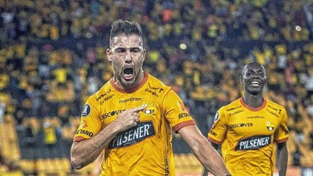 Jonatan Bauman fue ofrecido a la dirigencia de Colón