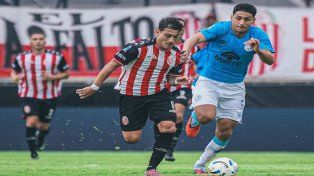 Barracas Central y Belgrano no abrieron el marcador.