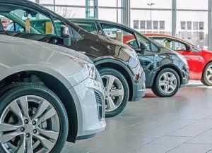 En marzo hubo una fuerte suba en las ventas de autos, pero bajó la producción