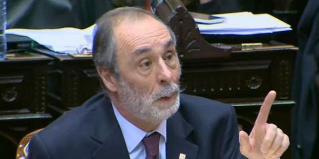 Tonelli: Los jubilados van a perder plata, pero no poder adquisitivo