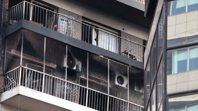 El incendio se desató en el séptimo piso del edificio