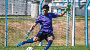 Estreno. El joven arquero entrerriano Lucas Wolfert tuvo su bautismo como titular bajo los tres palos de la Academia.