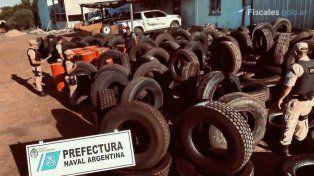 Ocho imputados por contrabando de neumáticos y aceite para motores