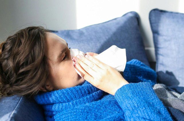 La gripe A y otras virosis avanzan en Rosario: tos, resfrío y malestar, ¿cómo manejarse?