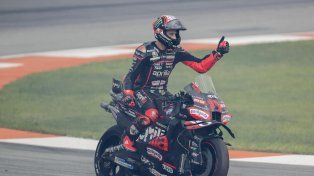 Bezzecchi consiguió su segundo triunfo al hilo en el cierre de la temporada de MotoGP
