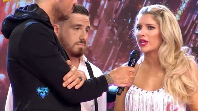 Escándalo entre De Brito, Laurita Fernández y Fede Bal Escándalo entre De Brito, Laurita Fernández y Fede Bal