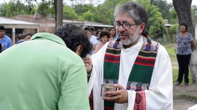 El abogado de la familia del sacerdote no descartó ninguna hipótesis.