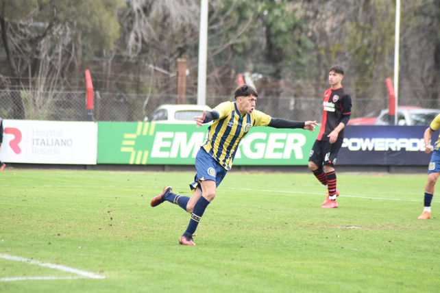 El atacante canalla le hizo goles a Newells en todos los clásicos que jugó en AFA.