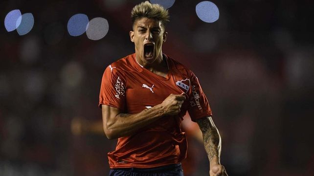 El Rojo pretende estirar su racha ante un necesitado Huracán