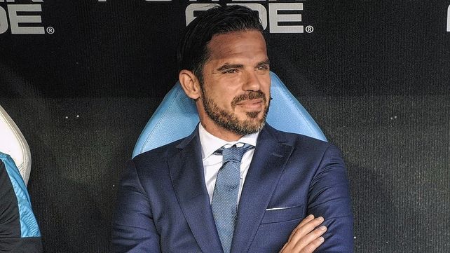 Fernando Gago recupera dos piezas en Racing