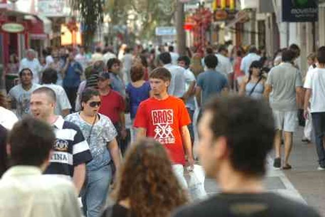 Con las Fiestas se multiplican las promos que atraen más clientes