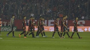 Un flojo Newells no pudo pasar del cero e igualó ante Colón en el Coloso
