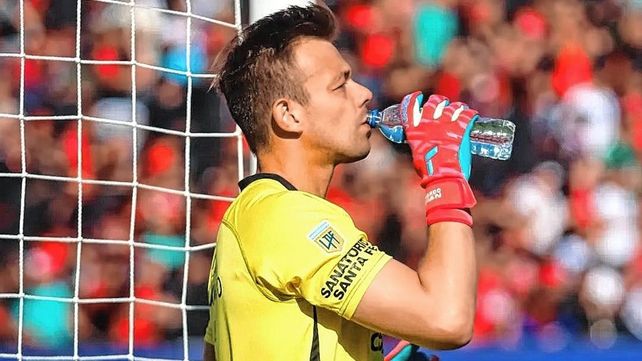 La bronca de Burián en Colón por el empate en el Clásico La bronca de Burián en Colón por el empate en el Clásico