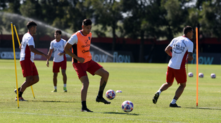 Facundo Mansilla es el favorito para jugar en la zaga de Newells junto a Gustavo Velázquez.
