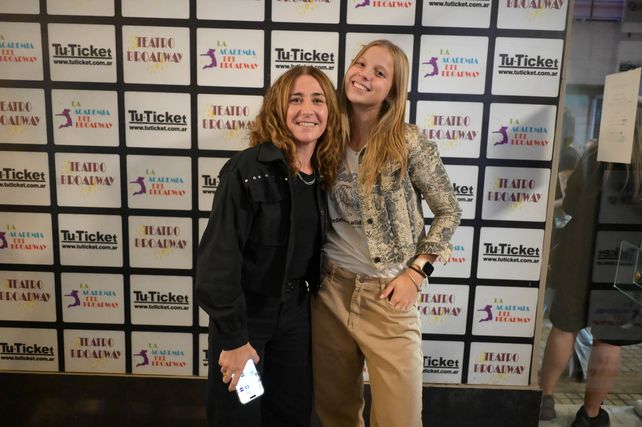Ni media palabra en el Teatro Broadway