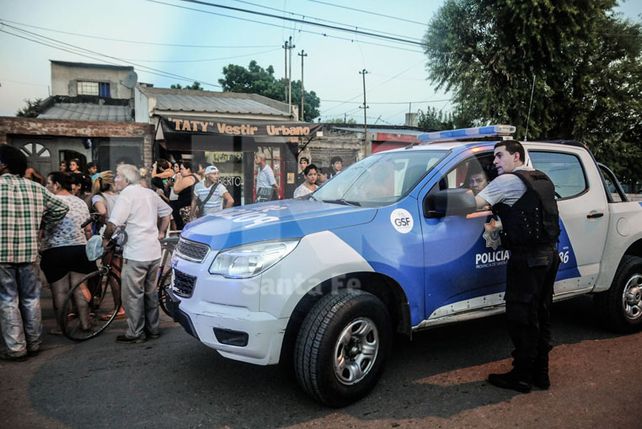 Asesinaron a puñaladas a un joven en el Bº Brigadier López Asesinaron a puñaladas a un joven en el Bº Brigadier López