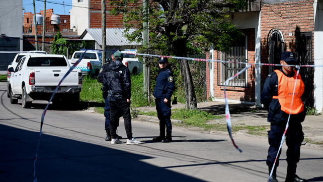 El triple femicidio conmueve al país. Se trata de Brenda Castillo (20)