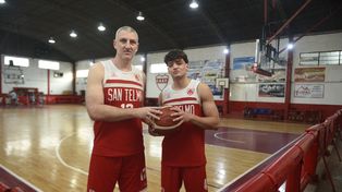 Funes: el Pollo López volvió al básquet para jugar con su hijo