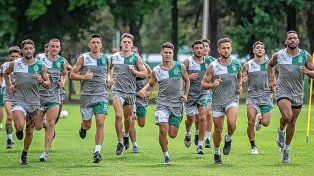 Banfield tiene a prueba un defensor uruguayo y cedió un marcador a Independiente Rivadavia, en la previa de visitar a Unión.
