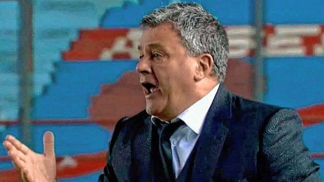 Humberto Grondona insultó a un jugador de Arsenal.