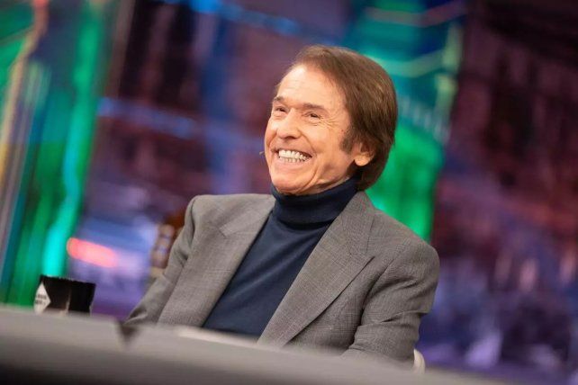 Raphael sufrió un ACV mientras grababa un programa especial de Navidad.