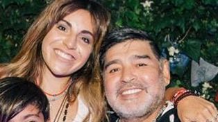 Enojada. “Si fuera por mí no vendería ni subastaría nada de mi papá, había dicho Gianinna tiempo atrás. Ahora volvió a ratificar sus dichos.
