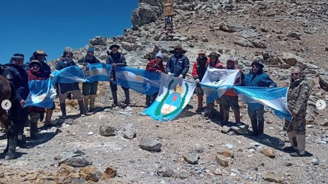 La Asociación Sanmartiniana Tambor de la Libertad continúa con actividades de divulgación histórica en instituciones y se prepara para el Cruce de Los Andes.&nbsp;