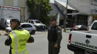 Gendarmes balean por la espalda a un motociclista