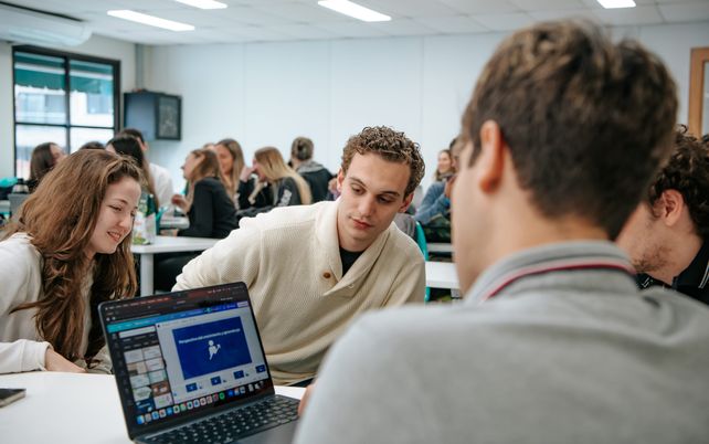 Educación con impacto social y emprendedor: la propuesta de la Universidad Austral en Rosario