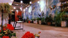 El florido y colorido patio del Espacio Bravo hospedará a los artistas y a los espectadores en enero y febrero. El florido y colorido patio del Espacio Bravo hospedará a los artistas y a los espectadores en enero y febrero.