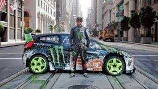 Ken Block, piloto de Rally y youtuber, murió en un accidente con su moto de nieve.