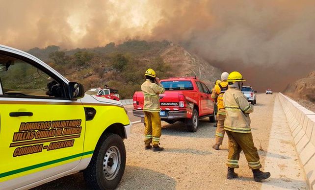 Córdoba: piden declarar alerta amarilla ante los incendios descontrolados en la provincia