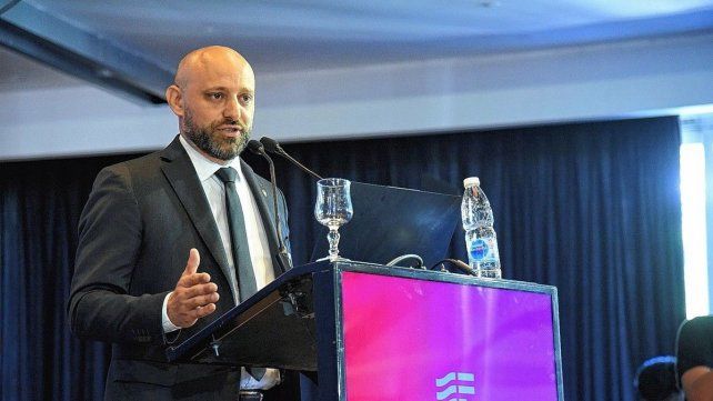 Gustavo Puccini. Ministro de Desarrollo Productivo. Gustavo Puccini. Ministro de Desarrollo Productivo.