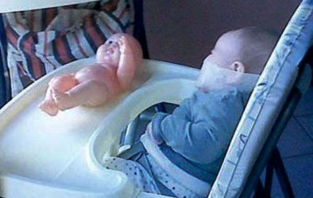 La imagen del bebé de cuatro meses amordazado en el jardín maternal Hormiguita Viajera