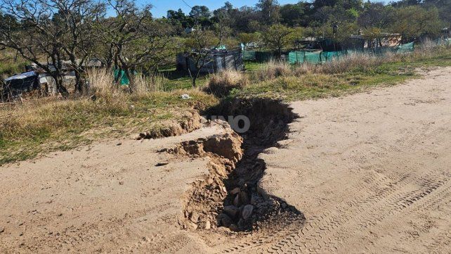 Vecinos denuncian falta de mantenimiento y vaciamiento ilegal en el terraplén Garello