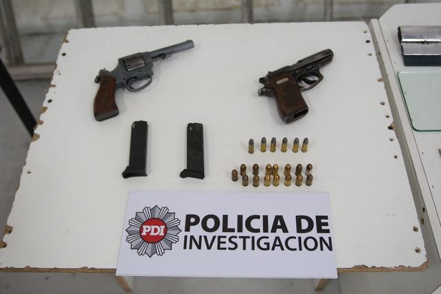 Parte de los elementos secuestrados en los allanamientos.&nbsp;